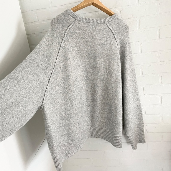 ASOS curve Knit Sweater Lagenlook Minimalist raw stitches Light gray Sz 24 - Picture 11 of 11